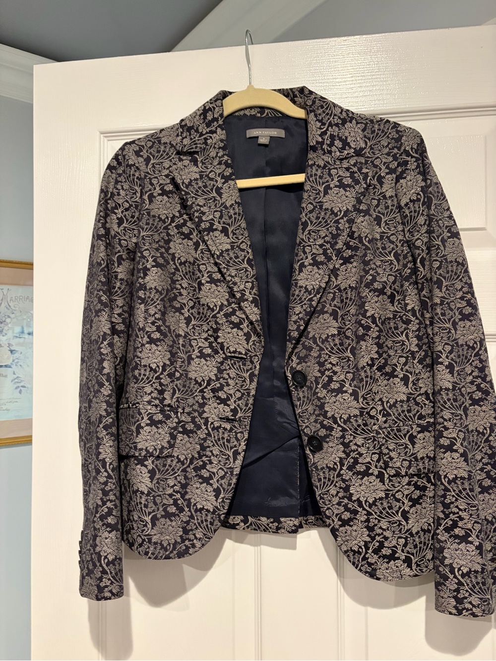Ann Taylor Navy and Cream Floral Jacquard Blazer